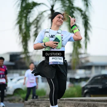 Runner Photo 7904074