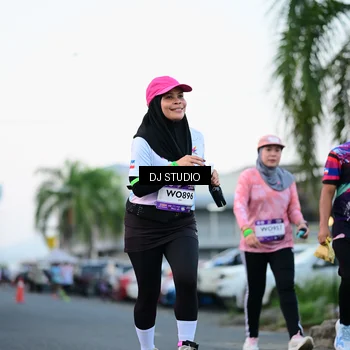 Runner Photo 7904082