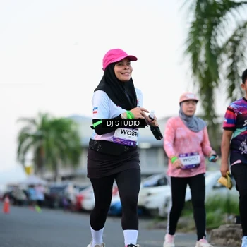 Runner Photo 7904085