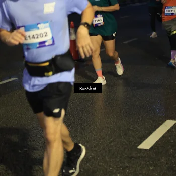 Runner Photo 7904086