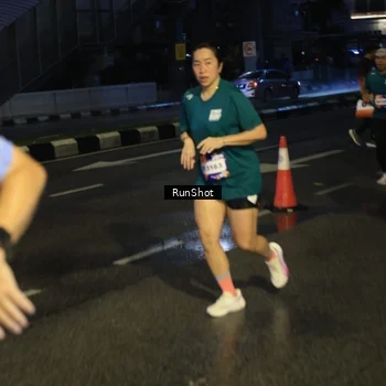Runner Photo 7904091