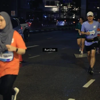 Runner Photo 7904097