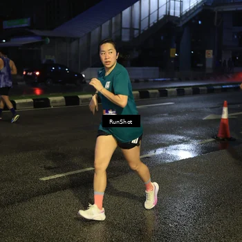 Runner Photo 7904103