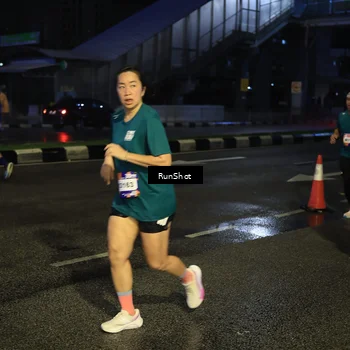 Runner Photo 7904104