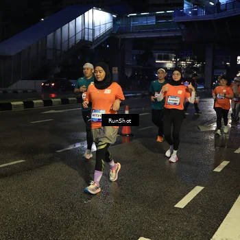 Runner Photo 7904126