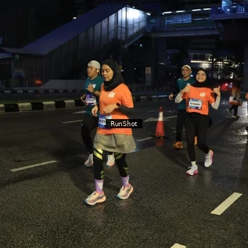 Runner Photo 7904127