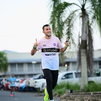 Runner Photo 7904138