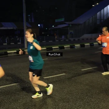 Runner Photo 7904143