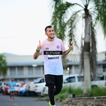 Runner Photo 7904146