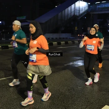 Runner Photo 7904148