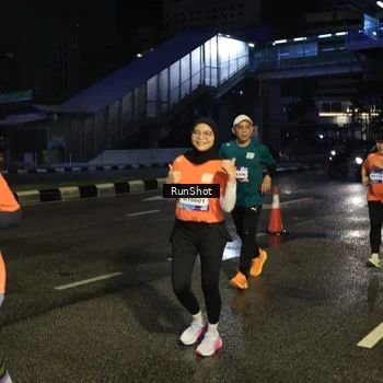Runner Photo 7904152