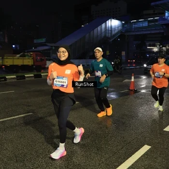 Runner Photo 7904164
