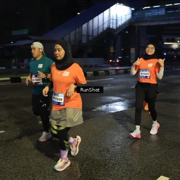 Runner Photo 7904166