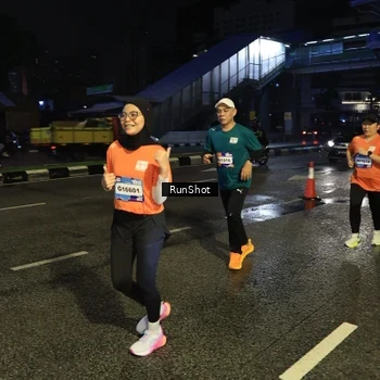 Runner Photo 7904167