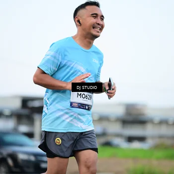 Runner Photo 7904179
