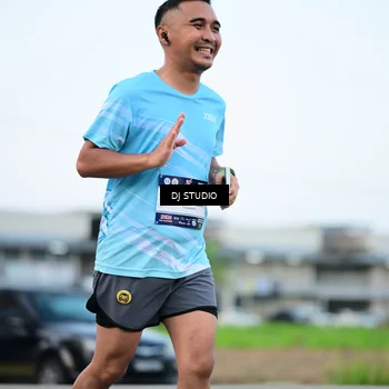 Runner Photo 7904180