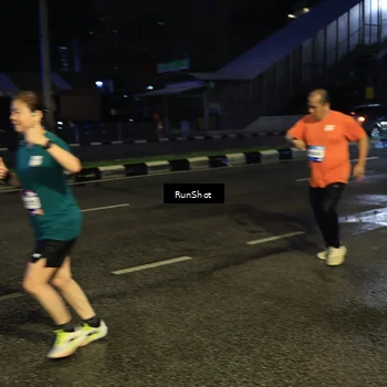 Runner Photo 7904184