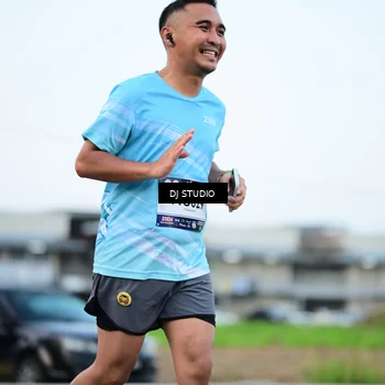 Runner Photo 7904186