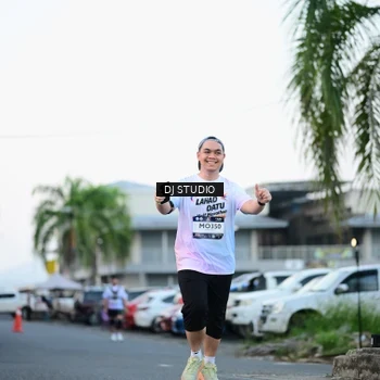 Runner Photo 7904198