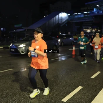 Runner Photo 7904204