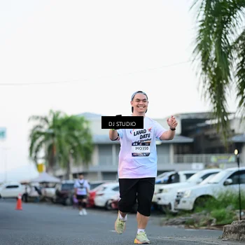 Runner Photo 7904205
