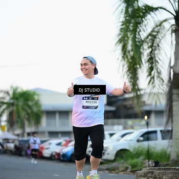 Runner Photo 7904210