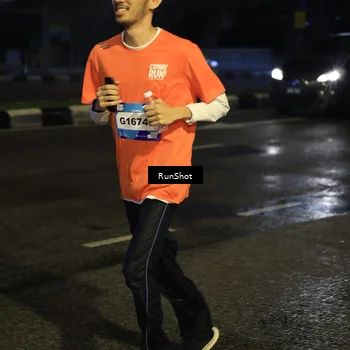 Runner Photo 7904211