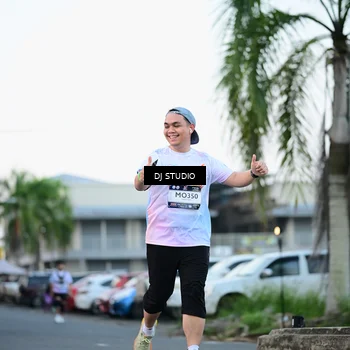 Runner Photo 7904214