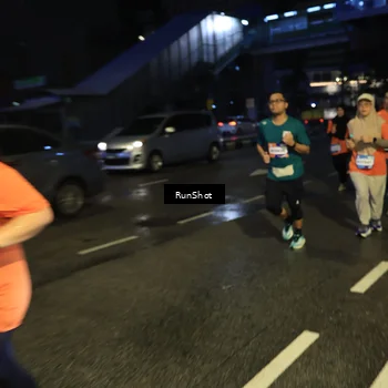 Runner Photo 7904216