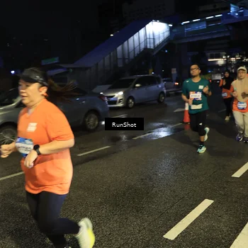 Runner Photo 7904219