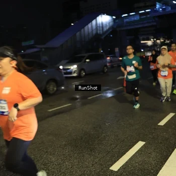 Runner Photo 7904225