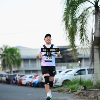 Runner Photo 7904230