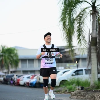 Runner Photo 7904237