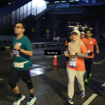 Runner Photo 7904239