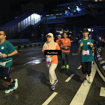 Runner Photo 7904241