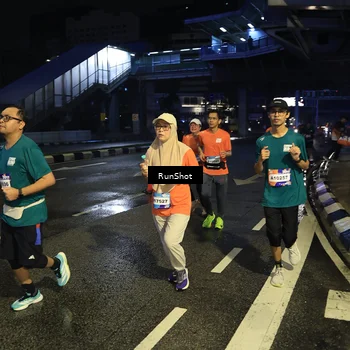 Runner Photo 7904242