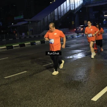 Runner Photo 7904243