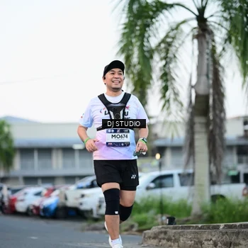 Runner Photo 7904244
