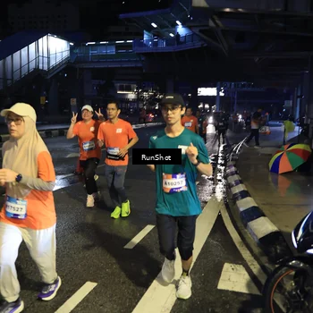 Runner Photo 7904248