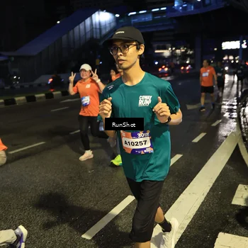 Runner Photo 7904263
