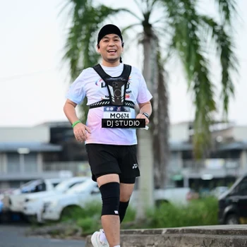Runner Photo 7904275