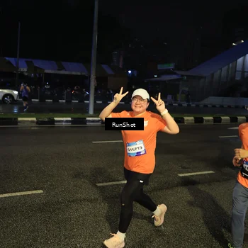Runner Photo 7904298