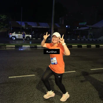 Runner Photo 7904307