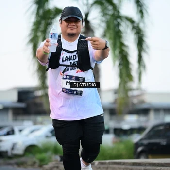 Runner Photo 7904312