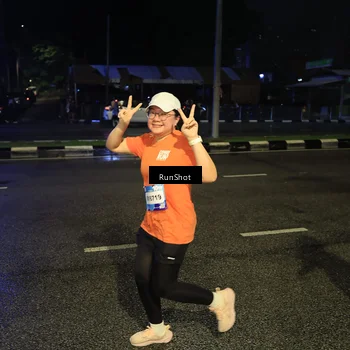 Runner Photo 7904315