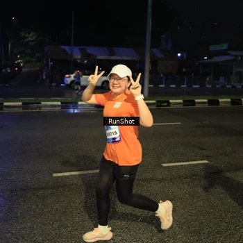 Runner Photo 7904325