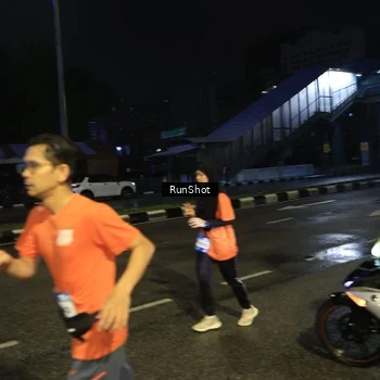 Runner Photo 7904340