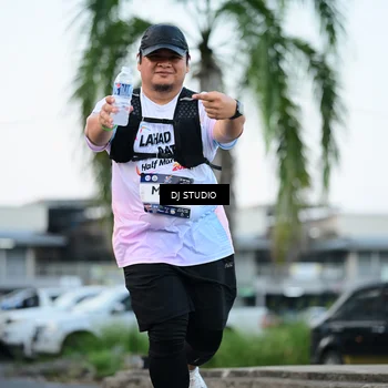 Runner Photo 7904344
