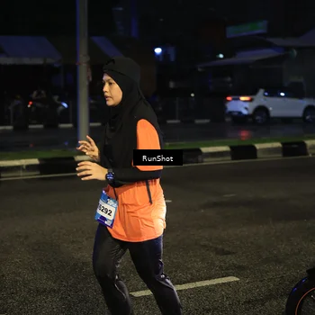Runner Photo 7904352