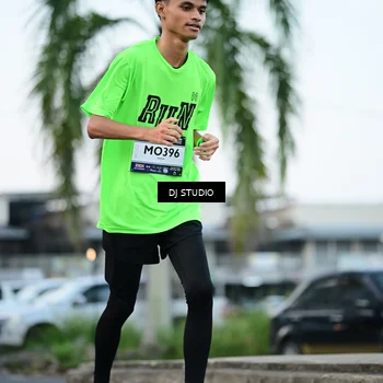 Runner Photo 7904353